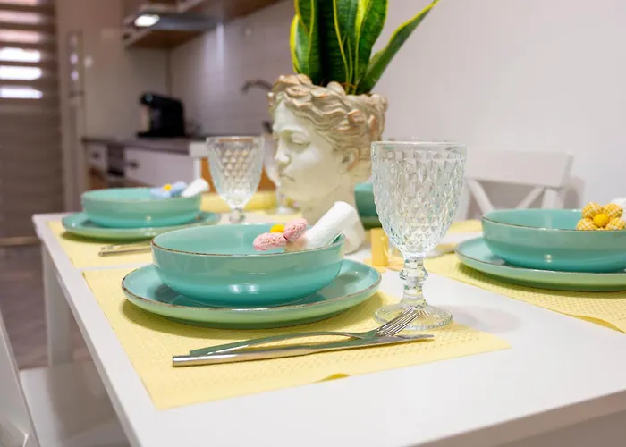 Lion's Nesst Apartment *