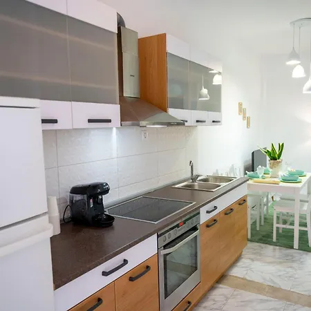 Apartamento Lion's Nesst Tesalónica